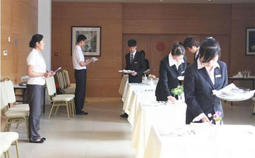 “破窗效應(yīng)”在酒店管理中的警示與應(yīng)用